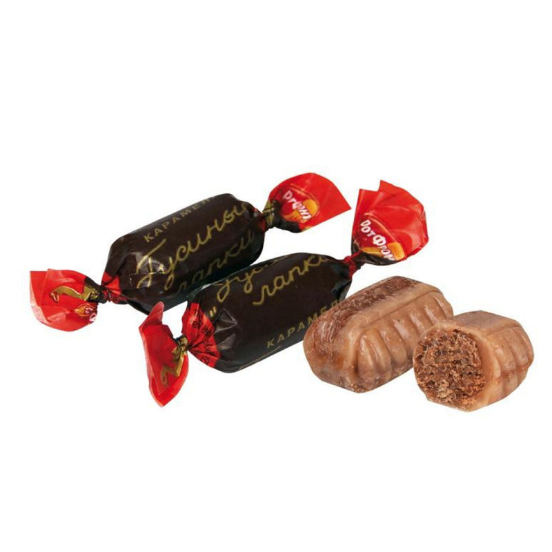 Caramel "Gusinye lapki", with 28% cocoa filling and almonds, 200g